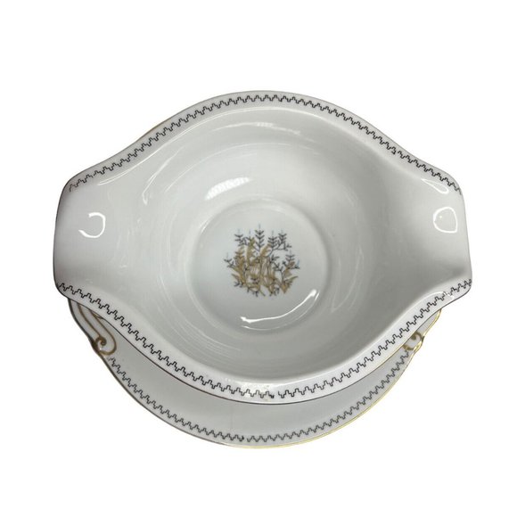 Late In Autumn Gravy Boat Attached Plate By Fine China Of Japan Gold Gild Trim - Picture 5 of 7